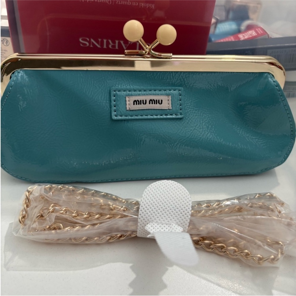 Miu Miu Turquoise Leather Kiss-Lock Crossbody Bag - Picture 3 of 9